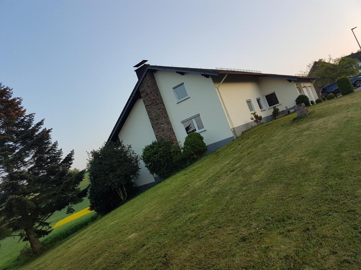 Ferienwohnung Haus Abrioux Zur Falkenlay Bad Bertrich Eksteriør billede